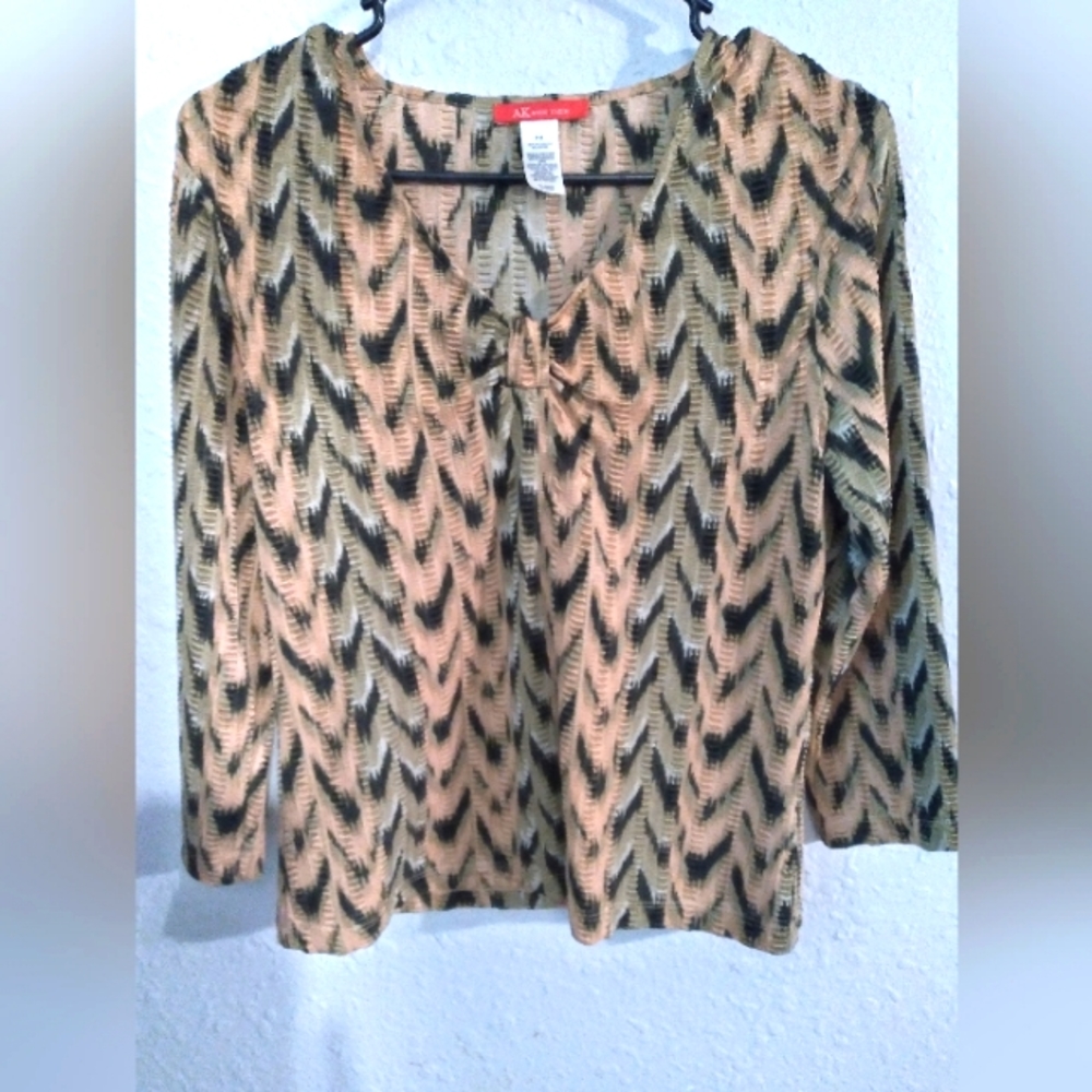 AK Anne Klein dressy top